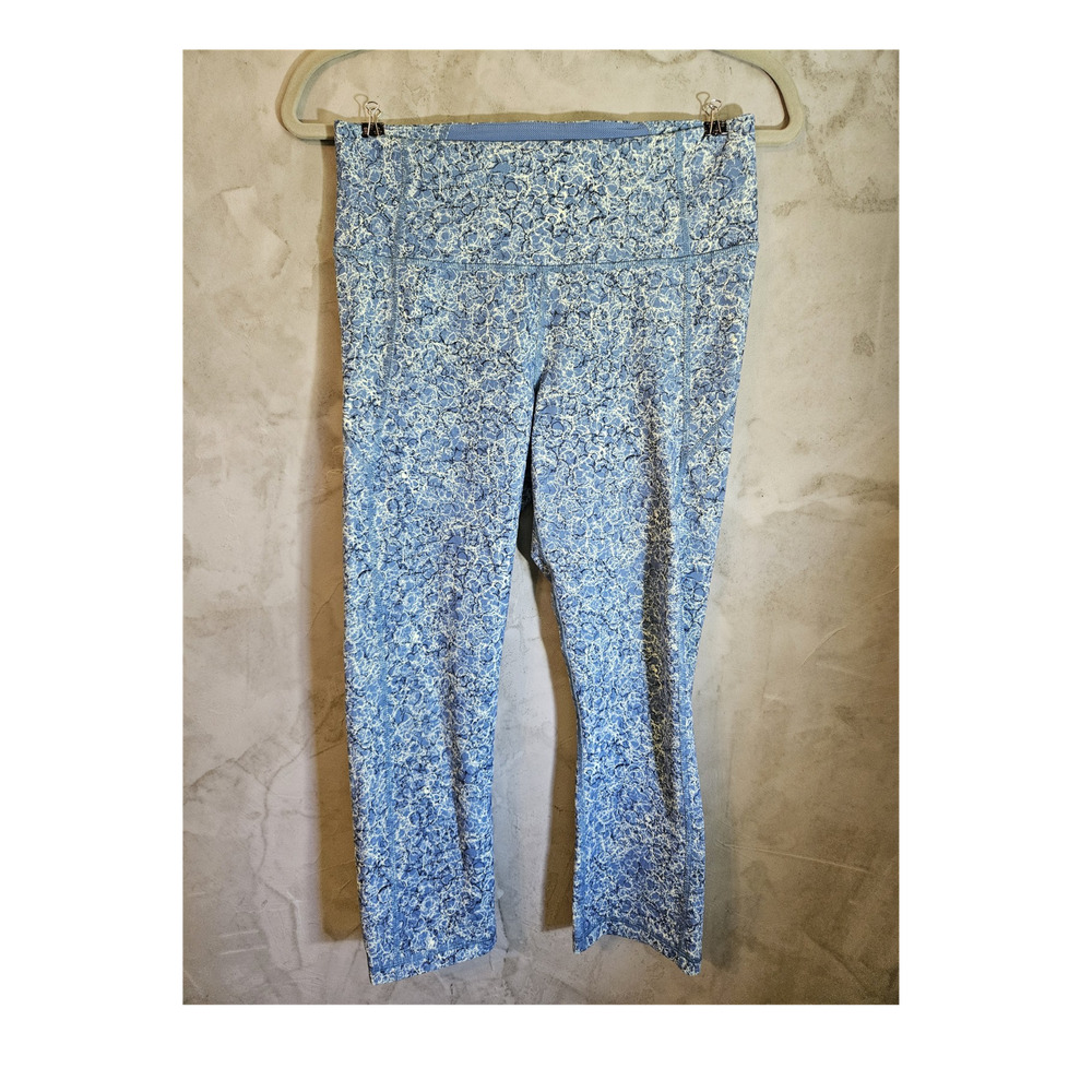 Under Armour Women's Abstract Blue/White Ankle Leggings Logo Accent Size M